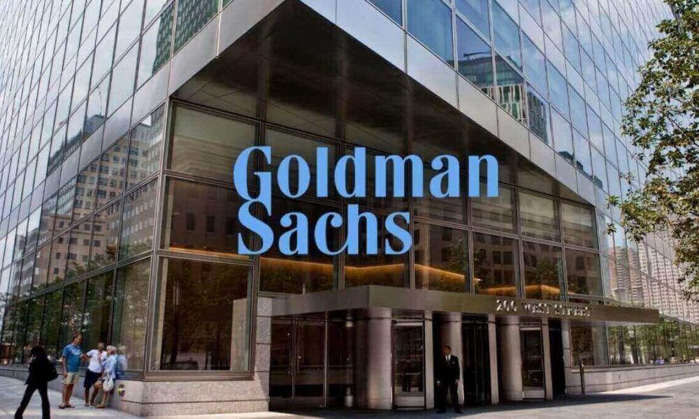 Goldman Sachs warns of a possible Naira devaluation as Nigeria grapples with declining oil prices and mounting economic pressure in 2025