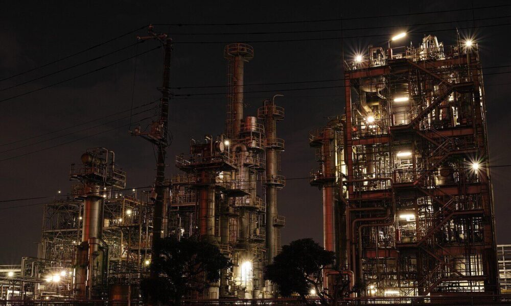 Top largest oil refineries in Africa include Dangote, Skikda, Ras Lanuf, Port Harcourt, Durban, MIDOR, Cairo Mostorod, El Nasr and others